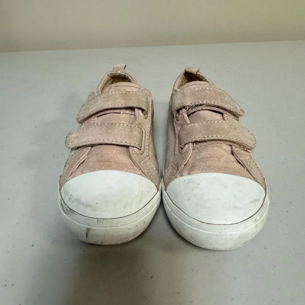 Old Navy Shoes Sneakers Girl's 11 Pink Leopard Heart Play Spring Outdoor
